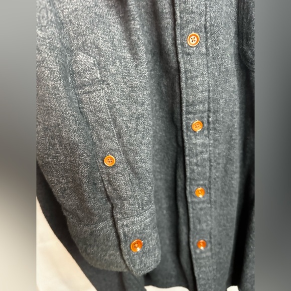 Faherty Brand men’s charcoal grey long sleeve button down NWOT - Picture 9 of 9